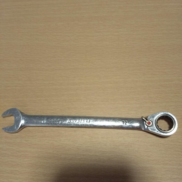 Rachets (2) & Rachet Wrench Set - Picture 7 of 8